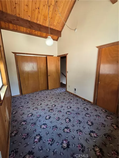 Bedroom - 33460 Lakeview Dr, Running Springs, CA 92382 photo 2 of 4