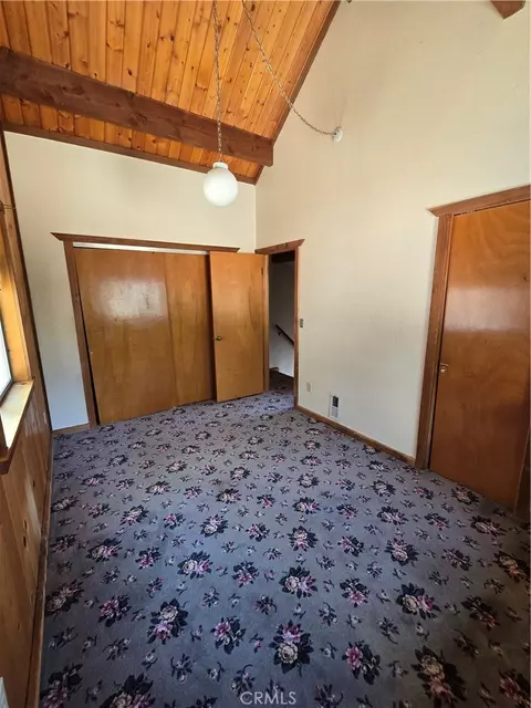 Bedroom - 33460 Lakeview Dr, Running Springs, CA 92382 photo 2 of 4