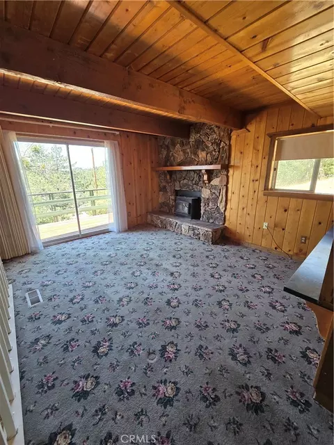 Living - 33460 Lakeview Dr, Running Springs, CA 92382 photo 1 of 3