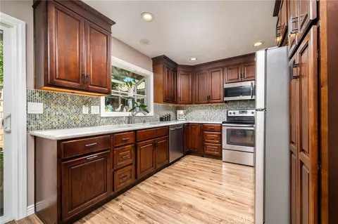 Kitchen - 179 Oak Forest Cir, Glendora, CA 91741 photo 1 of 4