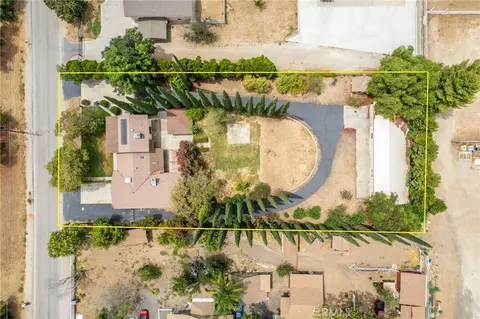 View/Area - 40462 Dutton St, Beaumont, CA 92223 photo 1 of 5