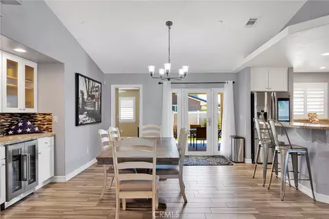 Dining - 18155 Dunkirk St, Hesperia, CA 92345 photo 2 of 3