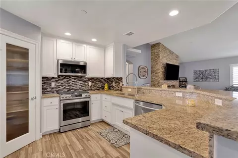 Kitchen - 18155 Dunkirk St, Hesperia, CA 92345 photo 2 of 4
