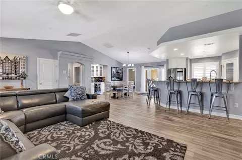 Living - 18155 Dunkirk St, Hesperia, CA 92345 photo 2 of 2