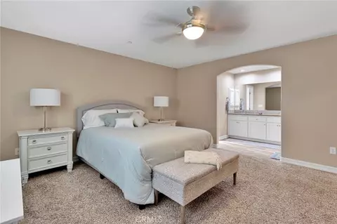 Bedroom - 18155 Dunkirk St, Hesperia, CA 92345 photo 3 of 7