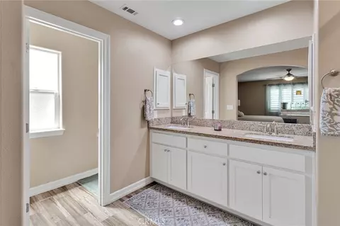 Entry Way - 18155 Dunkirk St, Hesperia, CA 92345 photo 1 of 1