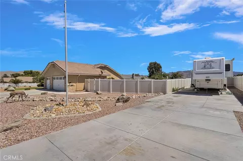 Exterior - 18155 Dunkirk St, Hesperia, CA 92345 photo 9 of 19
