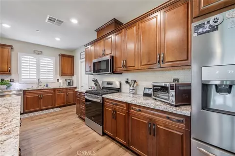 Kitchen - 1476 Wicklow, Redlands, CA 92374 photo 3 of 3