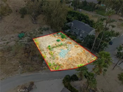 4751 N Golden, San Bernardino, CA 92404