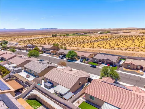 View/Area - 913 Condor, Barstow, CA 92311 photo 4 of 9