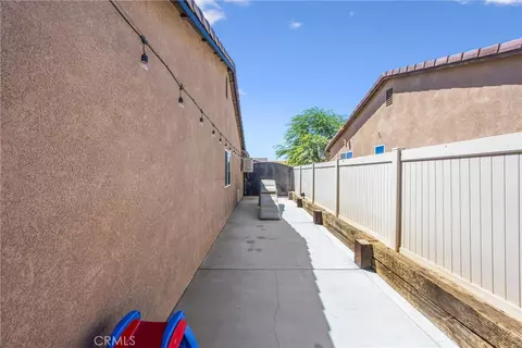 Exterior - 913 Condor, Barstow, CA 92311 photo 6 of 9