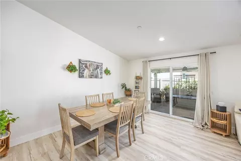 Dining - 913 Condor, Barstow, CA 92311 photo 2 of 2