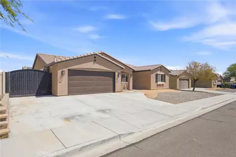 Exterior - 913 Condor, Barstow, CA 92311 photo 3 of 9