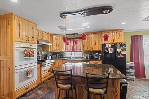Kitchen - 9257 Devon, Rancho Cucamonga, CA 91730 photo 1 of 3