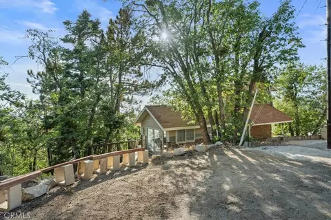 Exterior - 2190 Tank Rd, Running Springs, CA 92382 photo 10 of 16