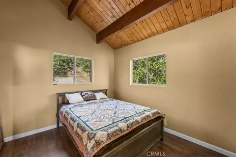 Bedroom - 2190 Tank Rd, Running Springs, CA 92382 photo 4 of 6