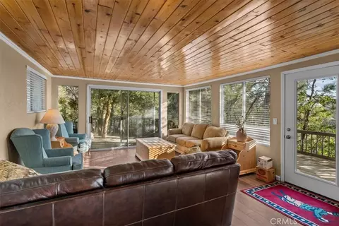 Living - 2190 Tank Rd, Running Springs, CA 92382 photo 3 of 4