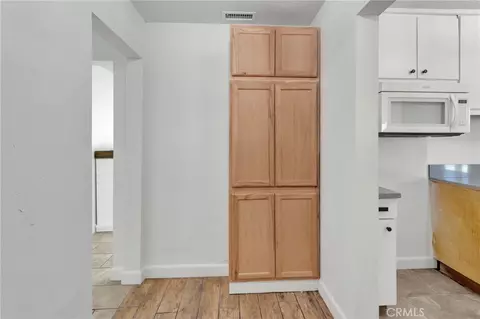 Entry Way - 18200 Hercules, Hesperia, CA 92345 photo 1 of 3