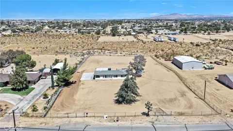 View/Area - 18200 Hercules, Hesperia, CA 92345 photo 4 of 6