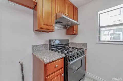 Kitchen - 965 E Del Mar Blvd #4, Pasadena, CA 91106 photo 3 of 3