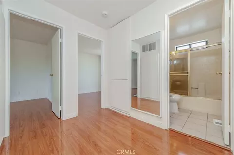 Entry Way - 965 E Del Mar Blvd #4, Pasadena, CA 91106 photo 1 of 1