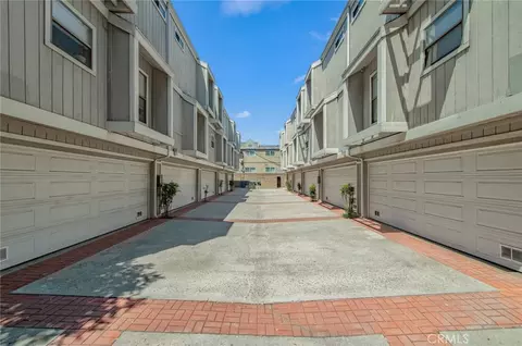 Exterior - 965 E Del Mar Blvd #4, Pasadena, CA 91106 photo 3 of 4