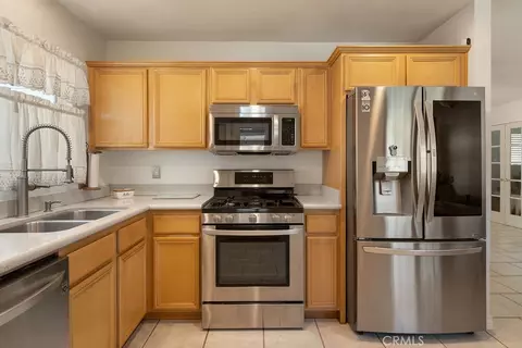 Kitchen - 8671 La Vine, Rancho Cucamonga, CA 91701 photo 1 of 3