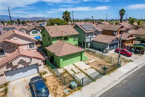 View/Area - 1543 Keepsake Ln, Perris, CA 92571 photo 1 of 6