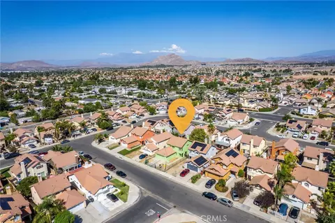 View/Area - 1543 Keepsake Ln, Perris, CA 92571 photo 5 of 6