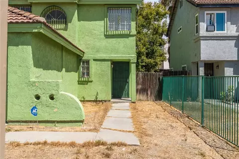 Exterior - 1543 Keepsake Ln, Perris, CA 92571 photo 4 of 8