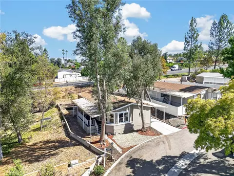 15181 Van Buren #303, Riverside, CA 92504 photo 3