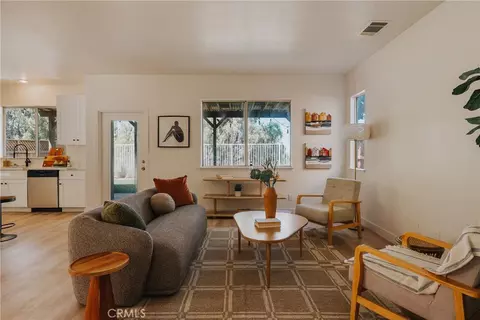 Living - 16183 Blue Haven Ct, Riverside, CA 92503 photo 2 of 3