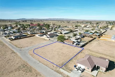 2 Hardy, Adelanto, CA 92301 photo 3