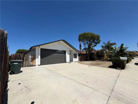 Exterior - 8214 Cacus St, Spring Valley, CA 91977 photo 3 of 7