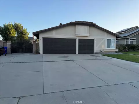 1551 W Via Bello Dr, Rialto, CA 92377