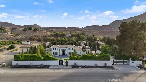 2820 Reche Cyn, Colton, CA 92324