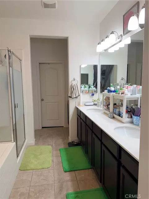 Bath - 5014 Birch, Montclair, CA 91763 photo 1 of 3