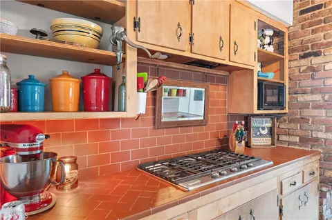 Kitchen - 133 E Deodar St, Ontario, CA 91764 photo 2 of 4