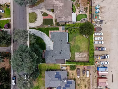 View/Area - 133 E Deodar St, Ontario, CA 91764 photo 3 of 4