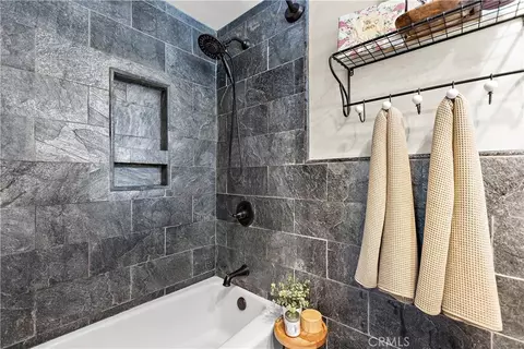 Bath - 133 E Deodar St, Ontario, CA 91764 photo 3 of 3