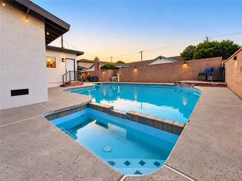 Exterior - 554 W Verness St, Covina, CA 91723 photo 8 of 9