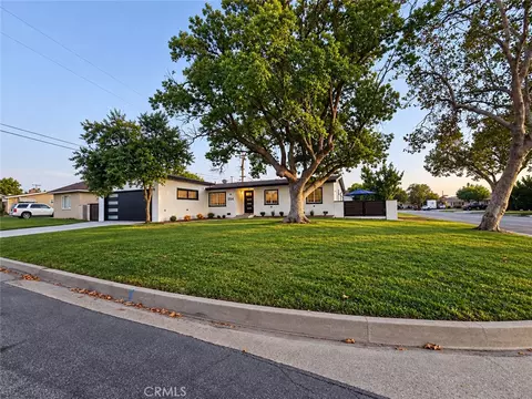 Exterior - 554 W Verness St, Covina, CA 91723 photo 2 of 9