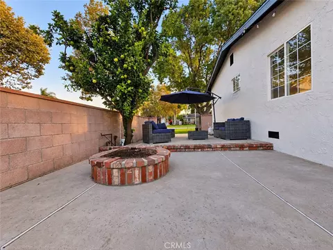 Exterior - 554 W Verness St, Covina, CA 91723 photo 7 of 9
