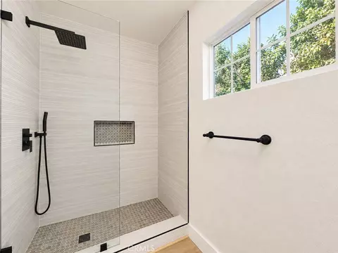 Bath - 554 W Verness St, Covina, CA 91723 photo 3 of 4