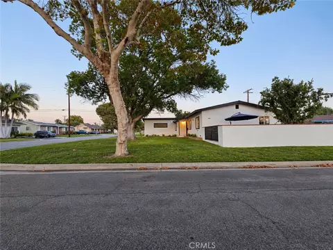 Exterior - 554 W Verness St, Covina, CA 91723 photo 3 of 9