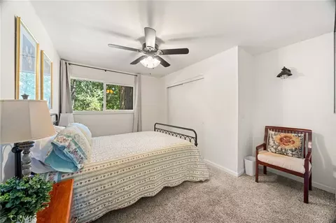 Bedroom - 1966 Oakleaf Ct, Running Springs, CA 92382 photo 3 of 6