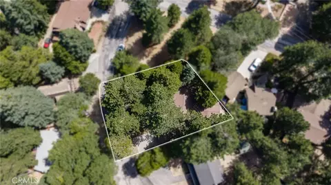 View/Area - 1966 Oakleaf Ct, Running Springs, CA 92382 photo 1 of 2
