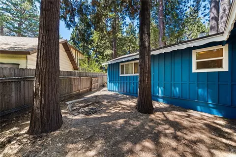 Exterior - 1966 Oakleaf Ct, Running Springs, CA 92382 photo 15 of 15