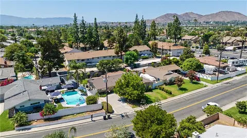 View/Area - 3748 Skylark, Riverside, CA 92505 photo 1 of 4