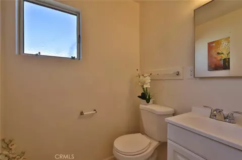 Bath - 3748 Skylark, Riverside, CA 92505 photo 1 of 1